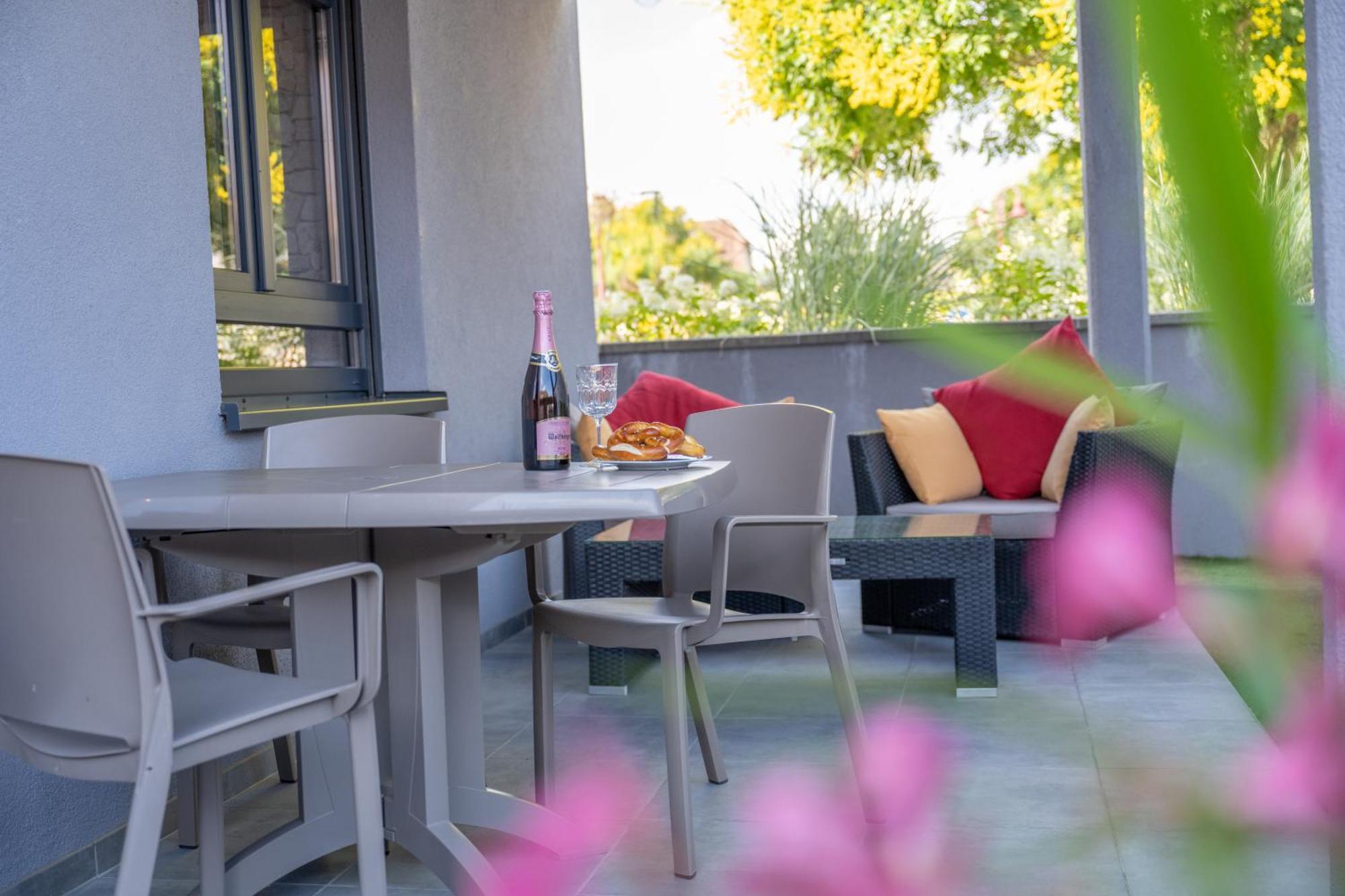 Le Refuge Des Sorciers Apartment Horbourg ภายนอก รูปภาพ