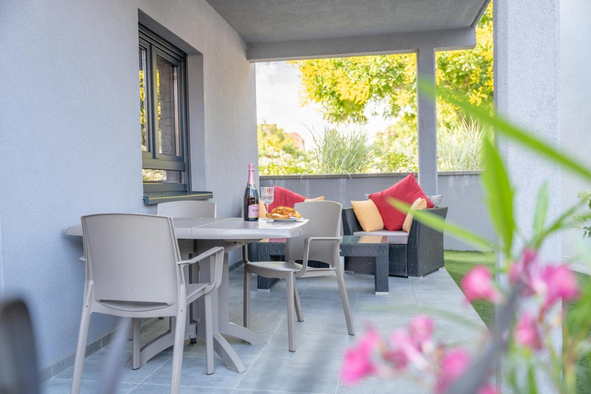 Le Refuge Des Sorciers Apartment Horbourg ภายนอก รูปภาพ